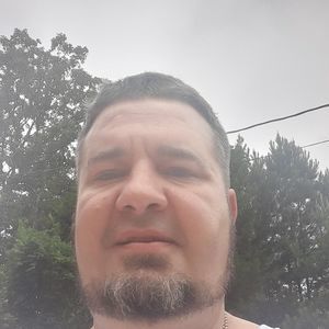 Meet your Posher, Clint